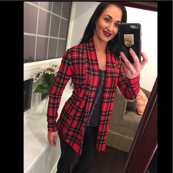 NEW cozy Long red plaid open cardigan - Picture 3 of 8